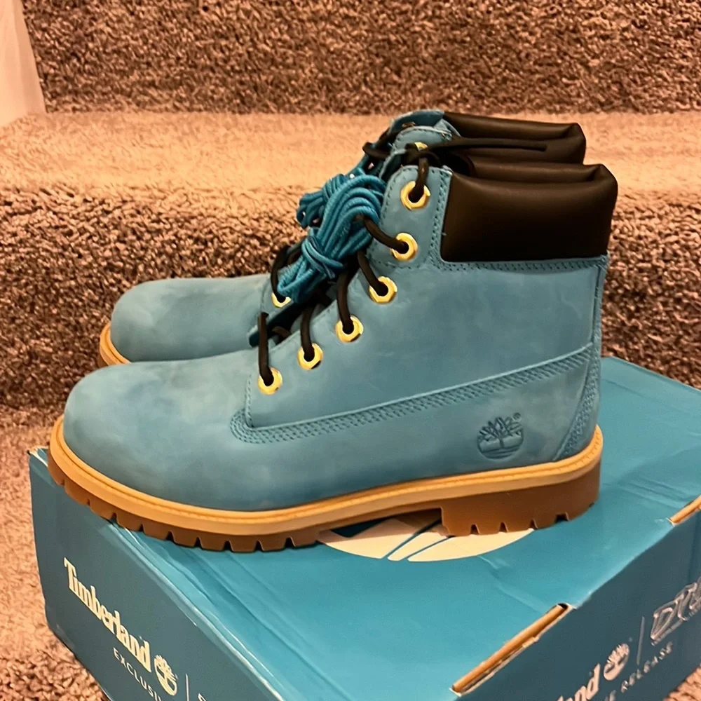 Timberland x DTLR 6” Premium WPBT bright blue Boots new Boys Size 6.5 Juniors